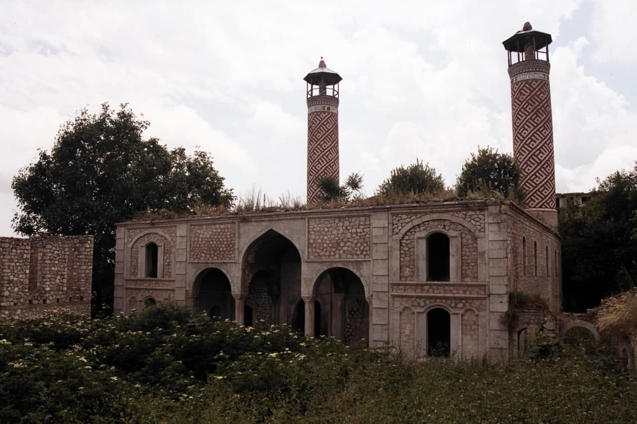 مسجد آشاقی گوهرآقا شوشا