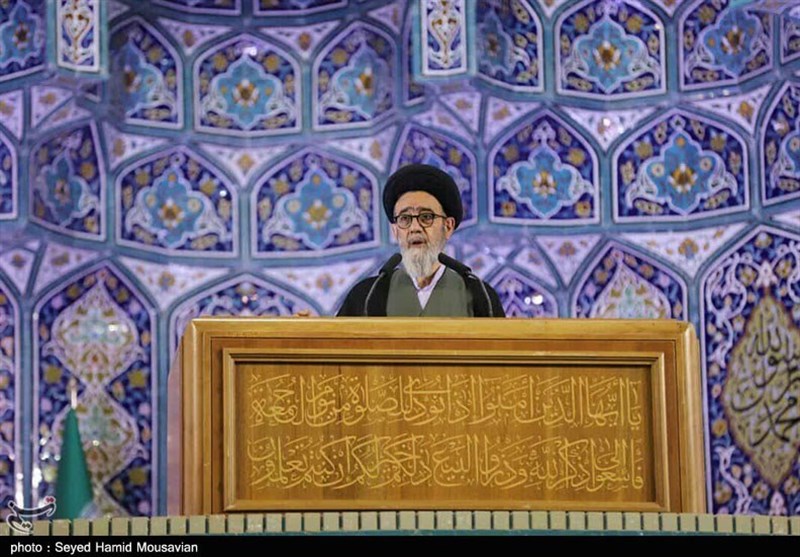 منتخبین شورای شهر شهردار در شأن تبریز انتخاب کند