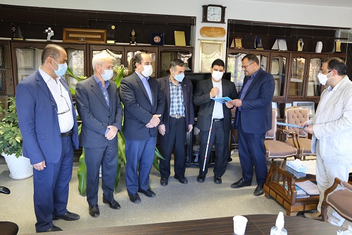 کارکنان روشندل و نابینای شرکت آبفای استان تقدیر شدند