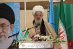 دشمن کمر همت بسته است تا حقایق را وارونه جلوه دهد