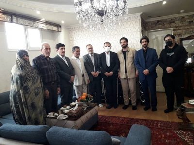 دیدارجمعی ازمسولان استانی و کشوری بنیاد شهد و امور ایثارگران ازخانوده شهید رسول زارع زاده