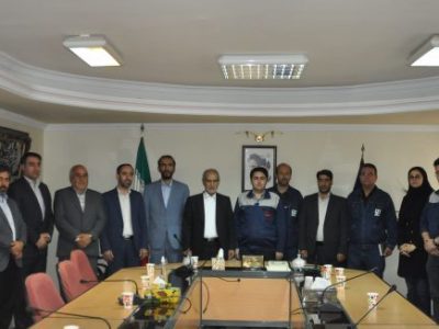 نشست هم اندیشی رئیس دانشگاه تبریز و هیئت همراه با مدیر عامل شرکت سیمان صوفیان