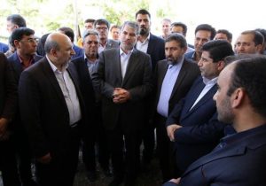 وزیر جهاد کشاورزی در سفر به آذربایجان شرقی: توسعه شهرک‌های گلخانه‌ای و دامپروری در مناطق دارای محرومیت در اولویت قرار دارد