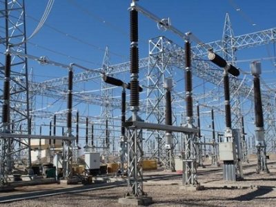 رفع حادثه خروج از مدار پست ۴۰۰ کیلوولت خوی در سریع ترین زمان ممکن توسط اکیپ های عملیاتی شرکت برق منطقه ای آذربایجان