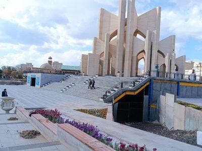 مقبره الشعرا در آغوش گردشگران نوروزی